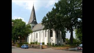 preview picture of video 'Die Glocken der ältesten Dinslakener Kirche'