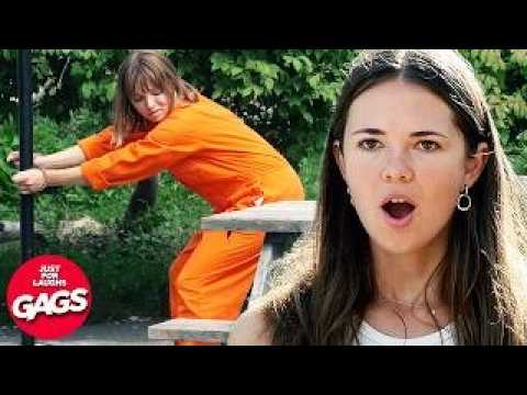 Criminal Escapes Prison | Just For Laughs Gags