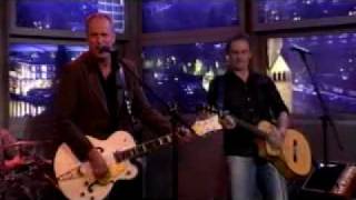 Rowwen Hèze speelt nog een nummer: 'Kilomeaters'.