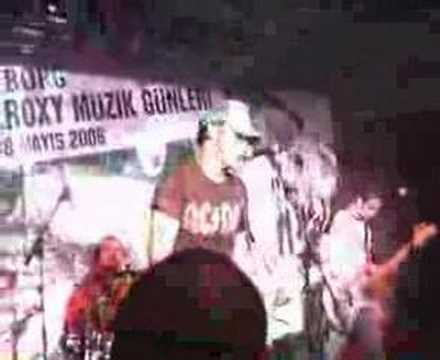Second - İki Bomba