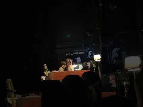 My Lady of the Island- Lizzy McAlpine (cover)