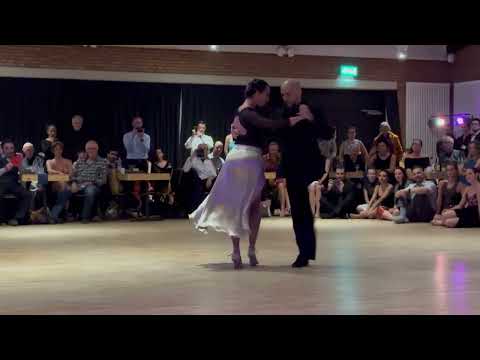 Eric Dinzel y Flavia Kohut - Tango1 Munster 2022