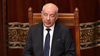 Sulyok Tamás firma la reforma constitucional y termina su propio mandato en Hungría