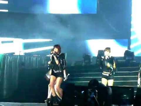 110823 KARA - Jumping (Live in HK)