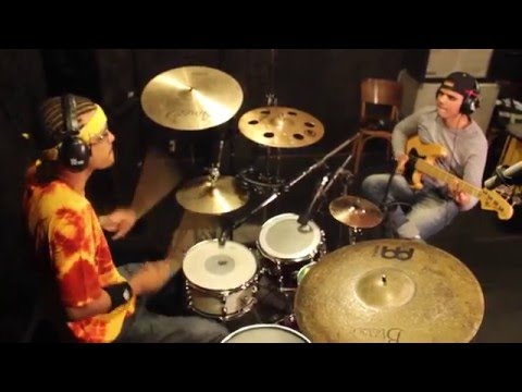 Mark Ronson - Uptown funk ft. Bruno Mars (COVER Drums and Bass)