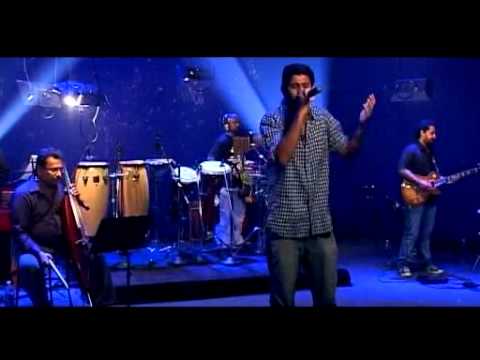 Pazhamthamizh paattizhayum (Manichithrathazhu) - Straight from the heart 2