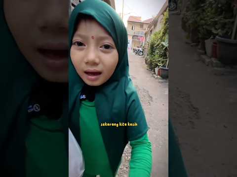 Aqilla berbagai rezeki buat kakek yang belum makan #aqilla #youtubeshorts