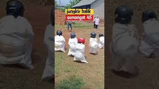 Download lagu Lomba Lucu Balap Karung pakai Helm 😅😅😅 mp3