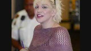 Courtney Love Hold On To Me (live acoustic)