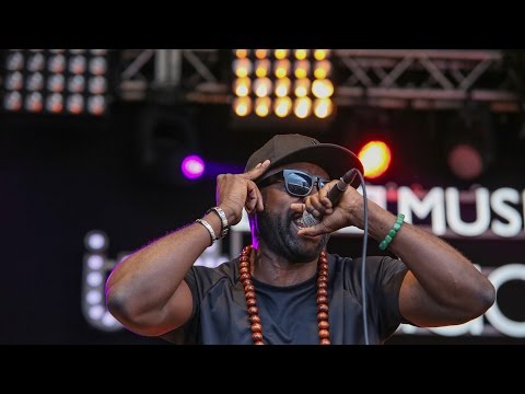 K.O.G & The Zongo Brigade - Let Me Love You (Reading + Leeds 2016)