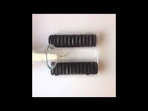 Oreo Snack Hacks: Party Dunk