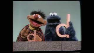 Sesame Street - Ernie sings &quot;Dee, Dee, Dee&quot;