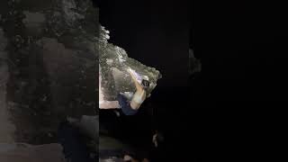 Video thumbnail of Disco Voador, V2. Igatu