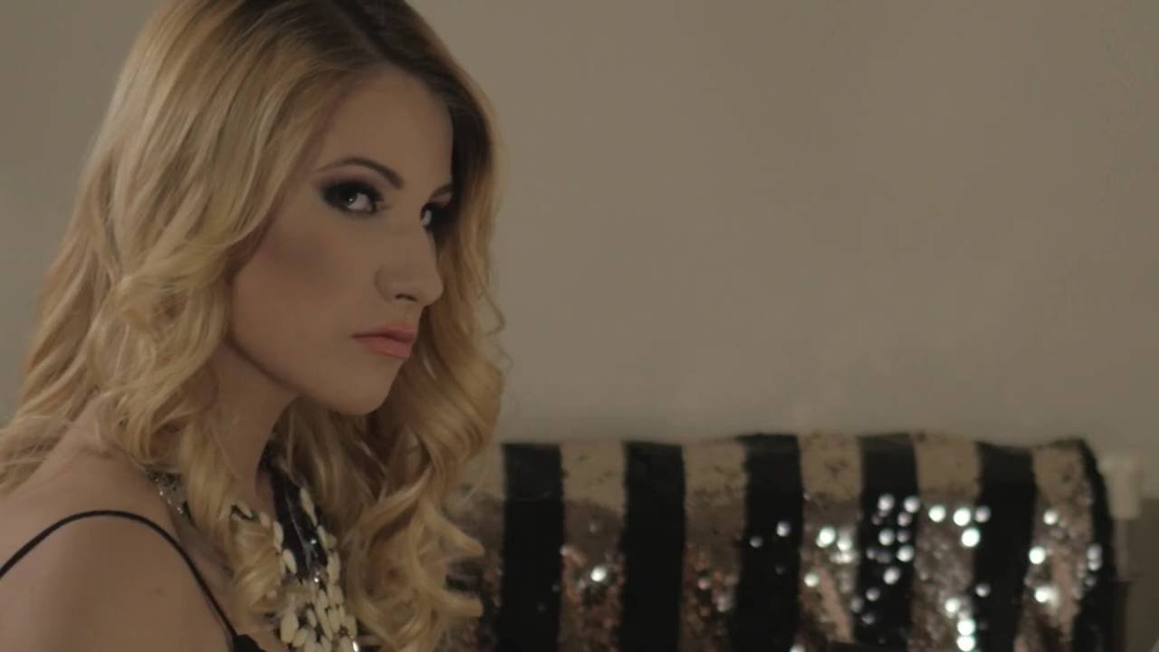 Ruza Rupic — Slatko Mi Je