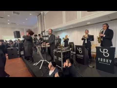 Yanky Briskman 🎹 Suscher Guttman, Yecheskel Brecher 🎤 Shira Choir