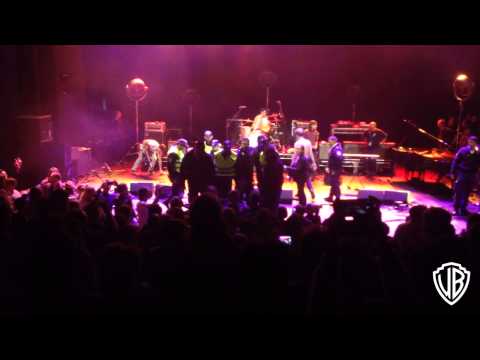 Cops invade Royal Headache show at the Sydney Opera House, May 23, 2015