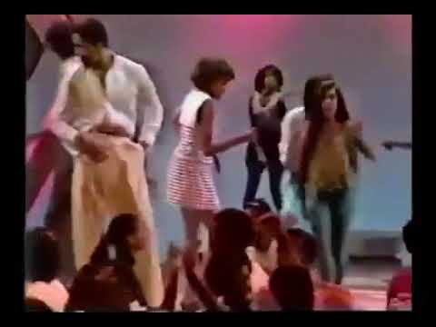 Soul Train 81' - Tom Tom Club!
