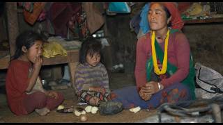Cooking vegetables of cabbage and potatoes in the village ll Rural village life