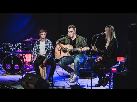 TRV ft Merili Otsma - Thousand Reasons LIVE@Lennukitehas