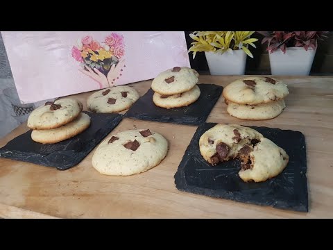 Chocolatechunk cookies make more healthy by adding dry fruits for your kids #freepalestine #homemade