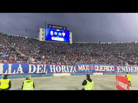 "Mi vida, Mi pasion, Es mi locura" Barra: Los de Abajo &bull; Club: Universidad de Chile - La U