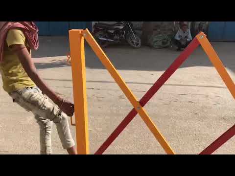 Heavy Duty Metal Expandable Barrier H2MB4
