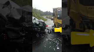Download lagu ini lah perlu rambu rambu jalan agar tidak terjadi seperti ini #viral #shortvideo #viralvideo #truk mp3