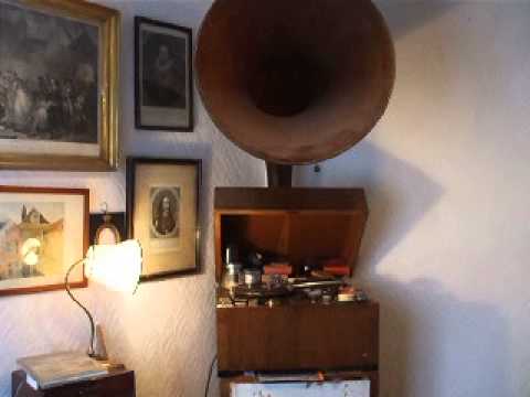 "They're Hanging poor father To - Morrow" Music Hall song Sung by Bobbie Comber Broadcast 875