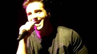 David Bustamante - Besos  (7.02.2012 Madrid)