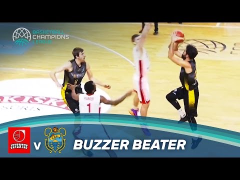 Beirán with the dagger trey before the halftime!