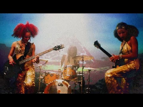 Nova Twins – Cleopatra (Lyric Video)