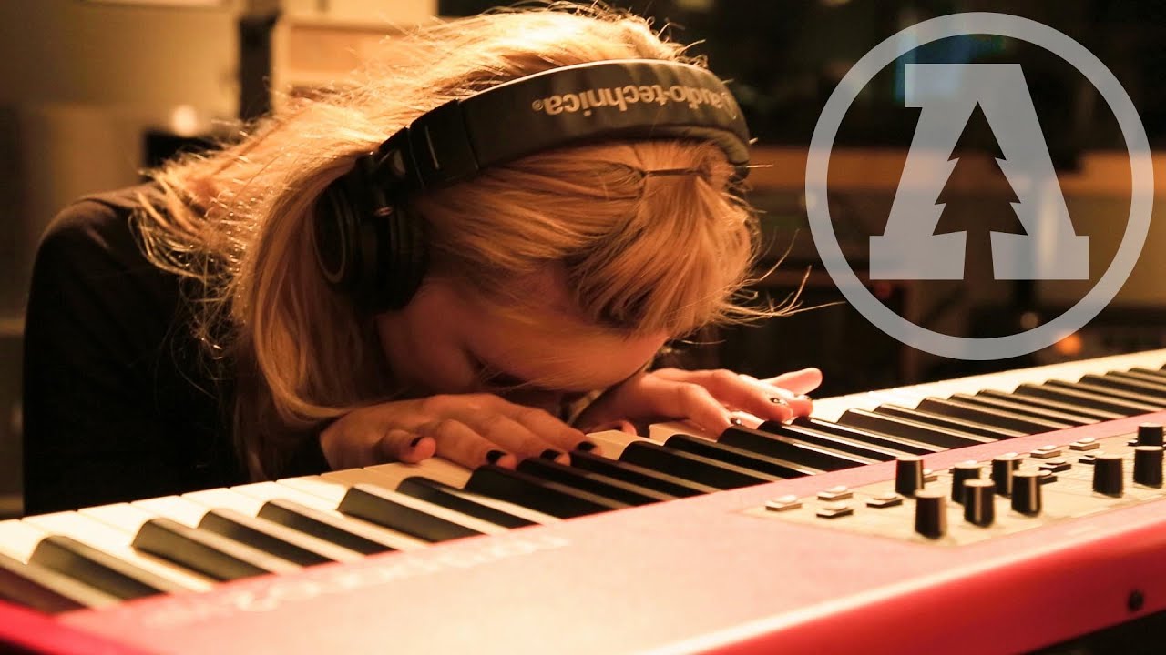 Hollow Wood - Memento Mori - Audiotree Live