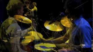 The Wood Brothers - "Smoke Ring Halo" (eTown webisode #319)