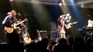 &#39;&#39;Howlin&#39; Wind&#39;&#39;  Graham Parker &amp; The Rumour in  Paradiso Amsterdam 11-06-2014
