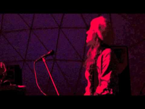 Kyrstyn Pixton Live at Emrg+N+See Festival 2010.