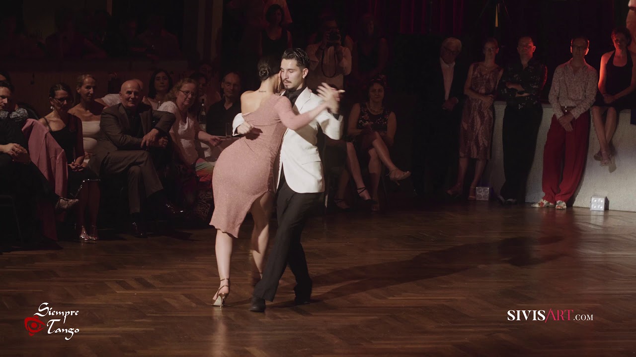 Video thumbnail for Hiayes & Dante Sanchez 4/4, Don Juan -Karlsruhe Tango Festival 2019, 8th June.