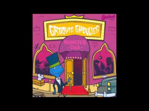 Groovie Ghoulies - 50.000 Spaceships (Watching Over Me)