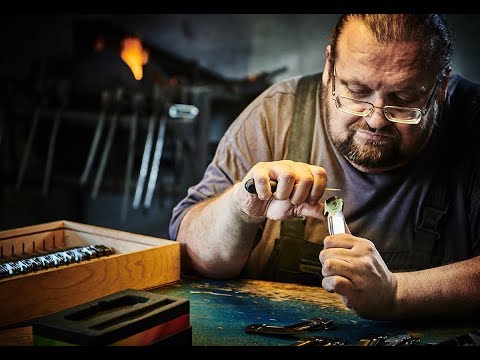 Vyzerá čepeľ ináč, keď je vyrábaná ručne? - Rozhovory s Laskym - PTERYX knife