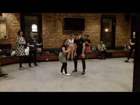 12/6/18 Beginners! Transitions between 6 & 8 count lindy hop. Week 2