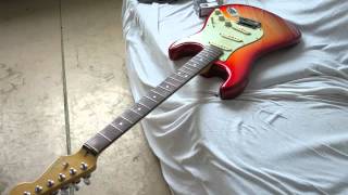 Video thumbnail for Fender N3 vs Dimarzio Area 61 - noiseless pickups comparison by mmazar