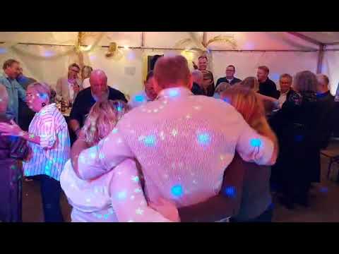 Videovoorbeeld van het feest met DJ Marcel in Raalte