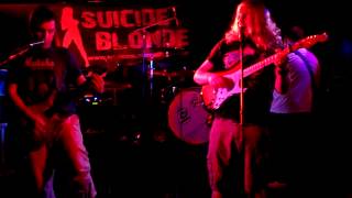 Suicide Blonde - Go Your Own Way - The Coniston - 7/6/13
