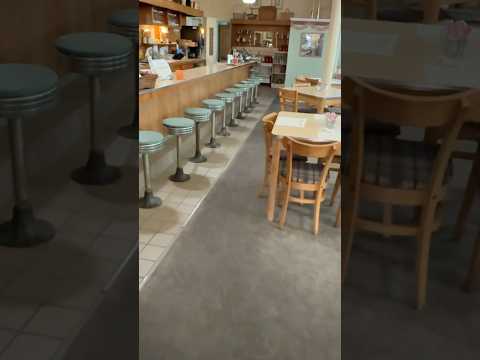 Visiting The Famous Palmer House #palmerhouse #restaurant #explore