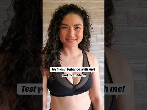 Improve your single leg #balance with this CLUBBELL flow from my EQUILIBRIUM workout! #indianclubs