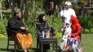 Download lagu Mutiara Kehidupan 'Al Badar Hadrah Revolusioner' Vol. 5 mp3 Download lagu Mutiara Kehidupan 'Al Badar Hadrah Revolusioner' Vol. 5 mp3