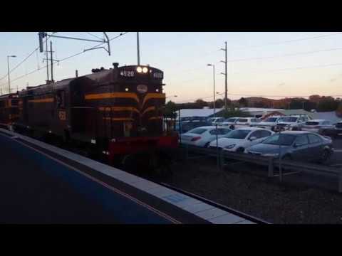4520 and 4490 with heritage train at Wyong, NSW