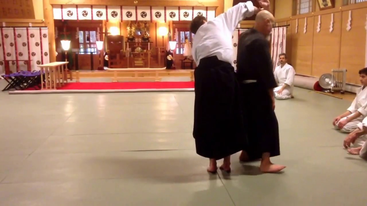 Gyaku Hanmi Katatetori Uchi Kaiten
