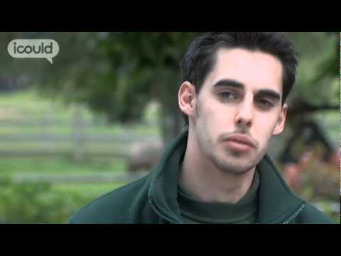 Career Advice on becoming an Animal Keeper by Andrew H (Full Version)