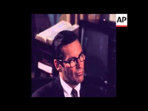 SYND 11 7 74 INTERVIEW WITH THE US SECRETARY OF THE TREASURY, WILLIAM SIMON