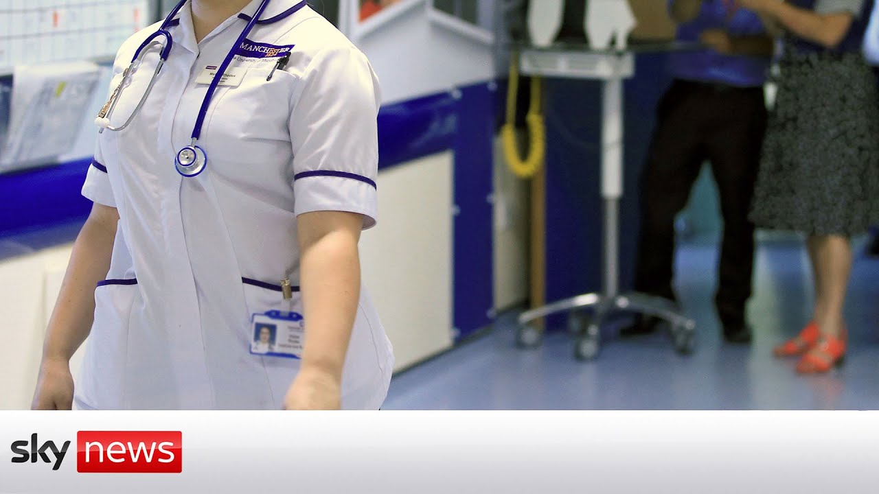 3% pay rise for NHS staff in England